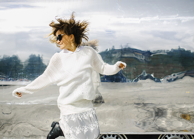 Weather-Proof Style: Fashion That Adapts to Climate in Real Time